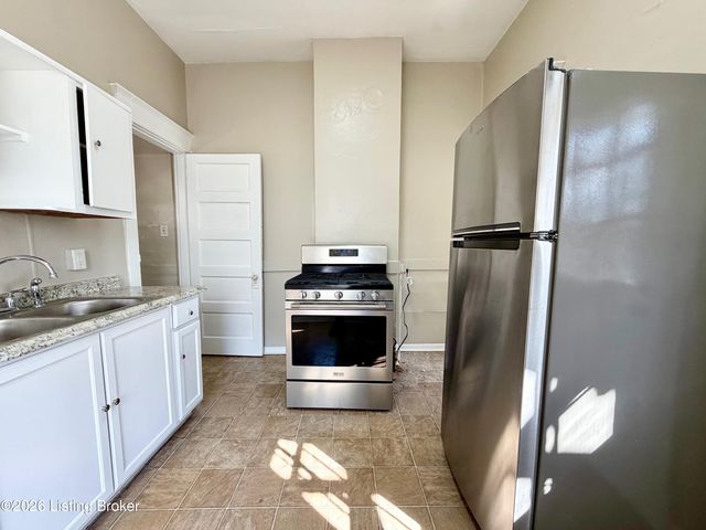 1115 S 32nd St, Louisville, KY 40211