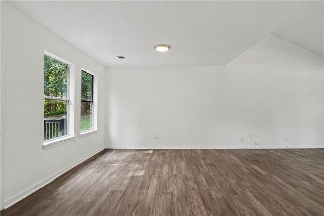 5880 Bluebonnet Circle, College Park, GA 30349