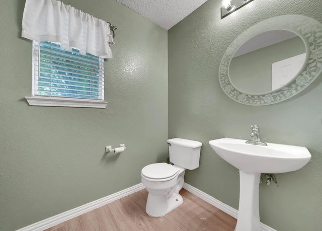 617 Crystal Brook Drive, Saginaw, TX 76179