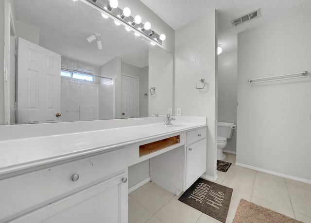 617 Crystal Brook Drive, Saginaw, TX 76179