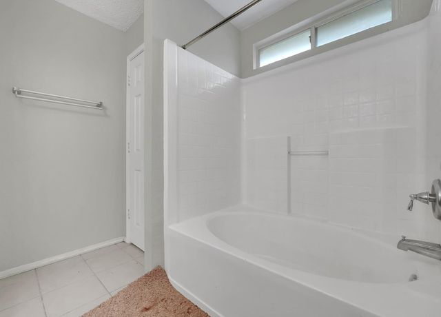 617 Crystal Brook Drive, Saginaw, TX 76179