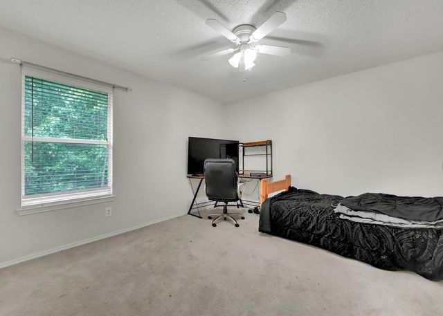 617 Crystal Brook Drive, Saginaw, TX 76179