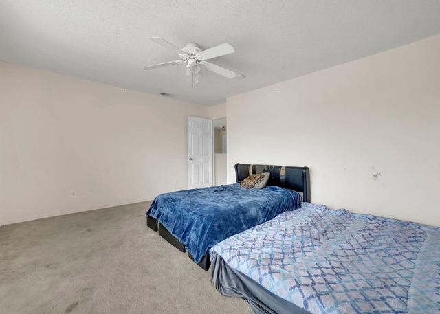 617 Crystal Brook Drive, Saginaw, TX 76179