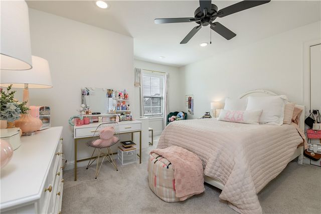 2038 Pebble Bend Drive, College Station, TX 77845