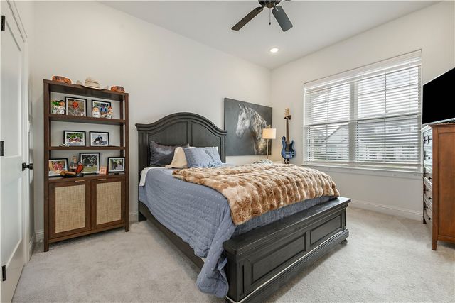 2038 Pebble Bend Drive, College Station, TX 77845