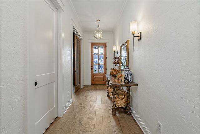 2038 Pebble Bend Drive, College Station, TX 77845