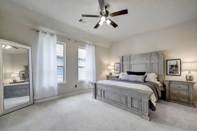 3323 Masters Point Drive, Houston, TX 77091