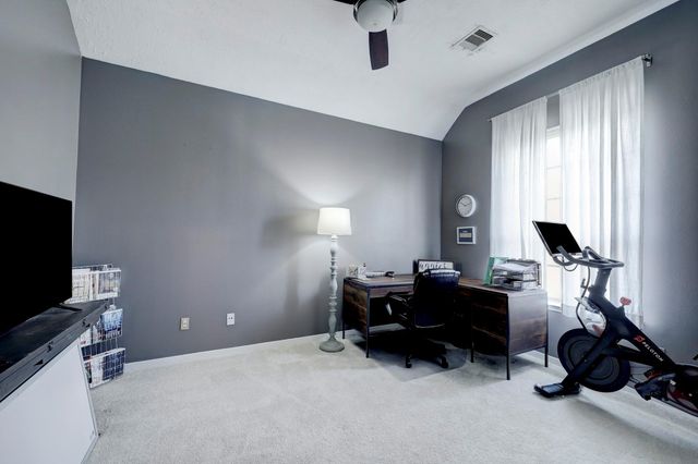 3323 Masters Point Drive, Houston, TX 77091