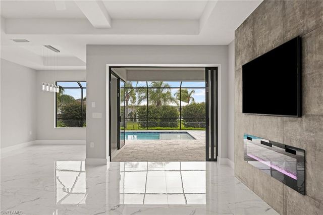 2829 SW 25th PL, Cape Coral, FL 33914