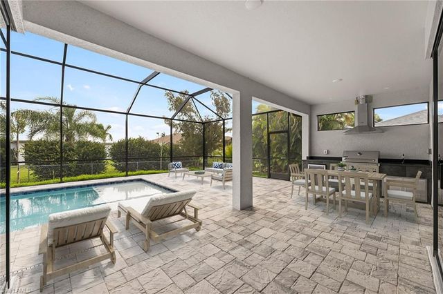 2829 SW 25th PL, Cape Coral, FL 33914