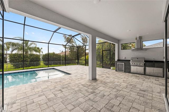 2829 SW 25th PL, Cape Coral, FL 33914