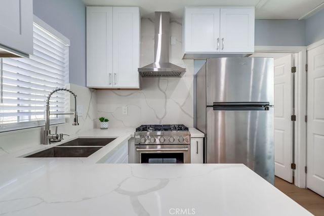 6504 W 84th Place, Los Angeles, CA 90045
