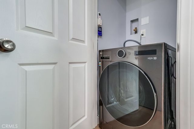 6504 W 84th Place, Los Angeles, CA 90045