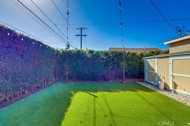 6504 W 84th Place, Los Angeles, CA 90045