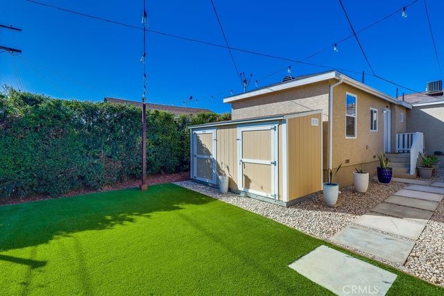 6504 W 84th Place, Los Angeles, CA 90045