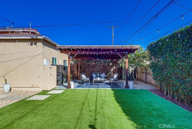 6504 W 84th Place, Los Angeles, CA 90045