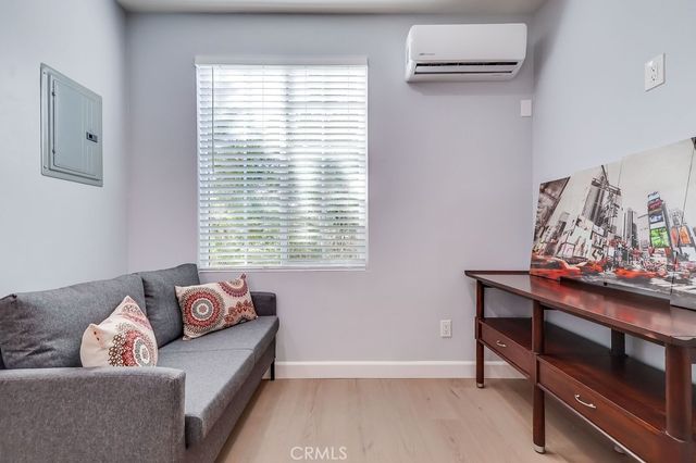 6504 W 84th Place, Los Angeles, CA 90045