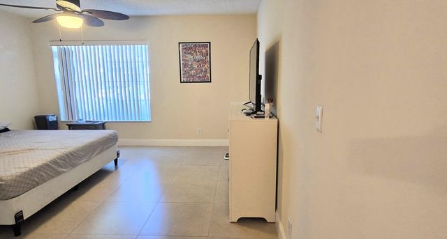 6241 NW 74th Court, Parkland, FL 33067