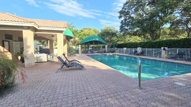 6241 NW 74th Court, Parkland, FL 33067