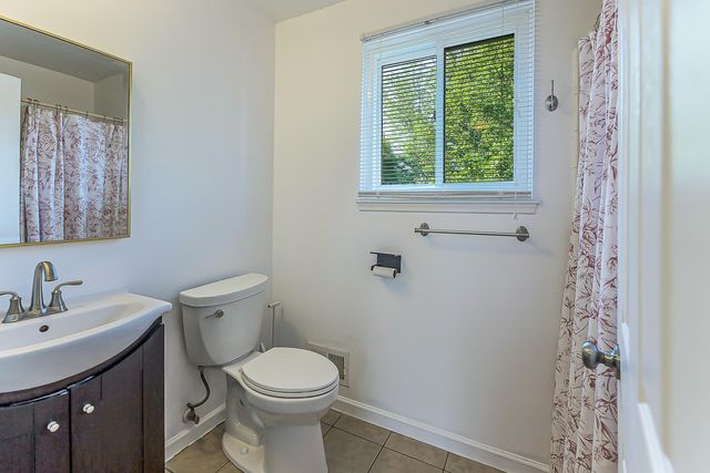 3011 Williamsburg Road, Ann Arbor, MI 48108