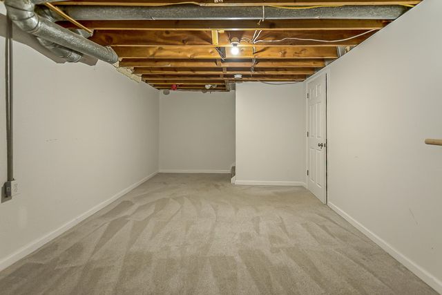 3011 Williamsburg Road, Ann Arbor, MI 48108