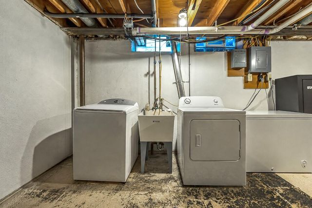 3011 Williamsburg Road, Ann Arbor, MI 48108