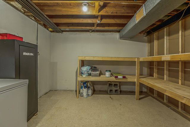 3011 Williamsburg Road, Ann Arbor, MI 48108