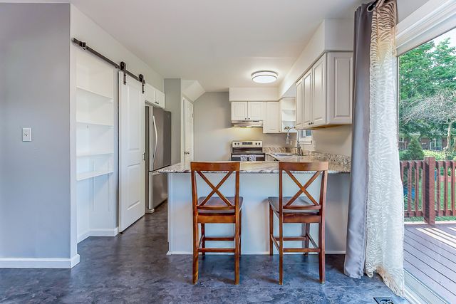 3011 Williamsburg Road, Ann Arbor, MI 48108