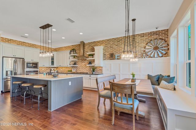 1988 COLONIAL Drive, Green Cove Springs, FL 32043