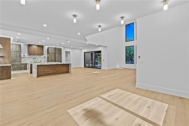 5 Whitehead Road, Sugar Hill, GA 30518