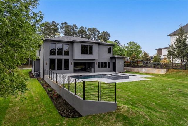 5 Whitehead Road, Sugar Hill, GA 30518
