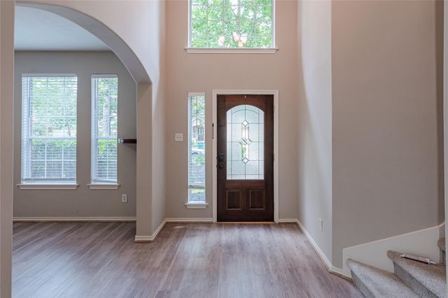 119 S Merryweather Circle, The Woodlands, TX 77384