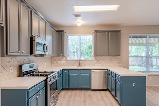 119 S Merryweather Circle, The Woodlands, TX 77384