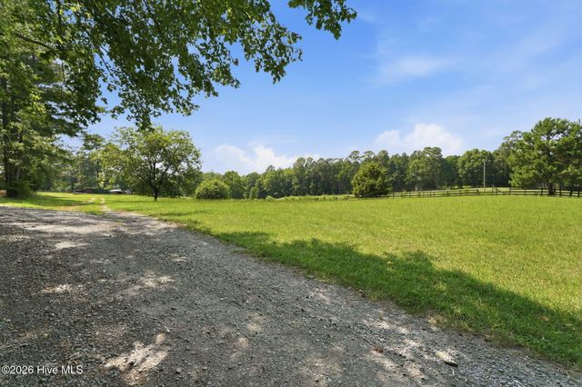 580 Lamms Road, Carthage, NC 28327
