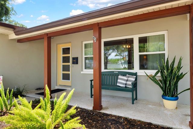 1100 36TH AVENUE NE, St Petersburg, FL 33704