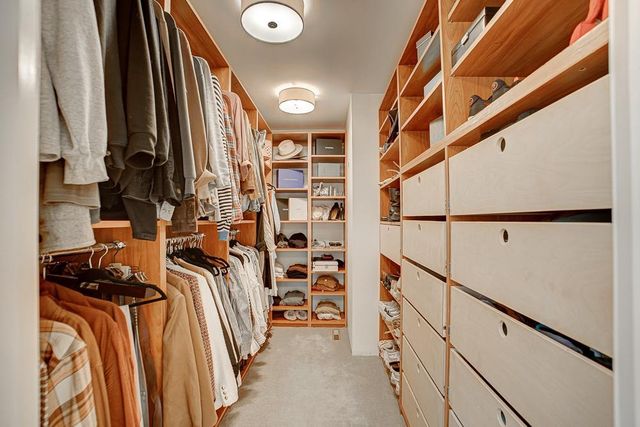 121 Courtland Street, Excelsior, MN 55331