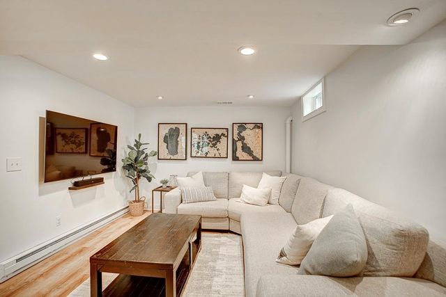 121 Courtland Street, Excelsior, MN 55331