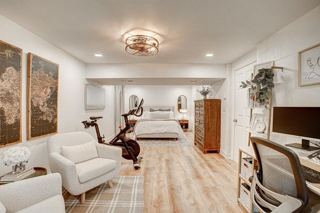 121 Courtland Street, Excelsior, MN 55331