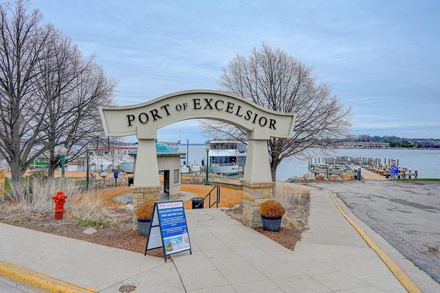 121 Courtland Street, Excelsior, MN 55331