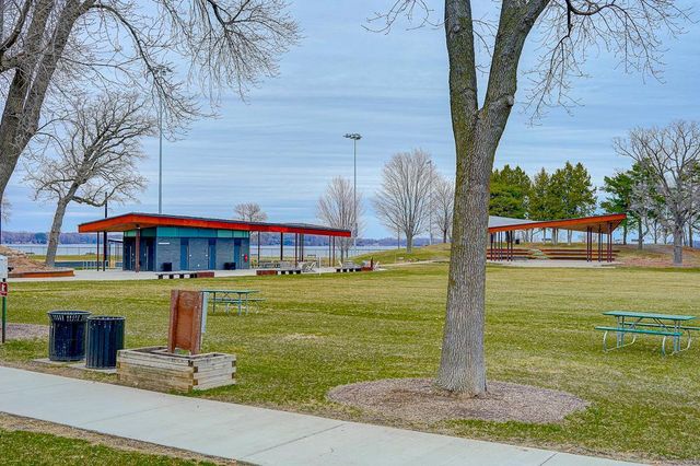 121 Courtland Street, Excelsior, MN 55331