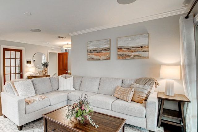 121 Courtland Street, Excelsior, MN 55331