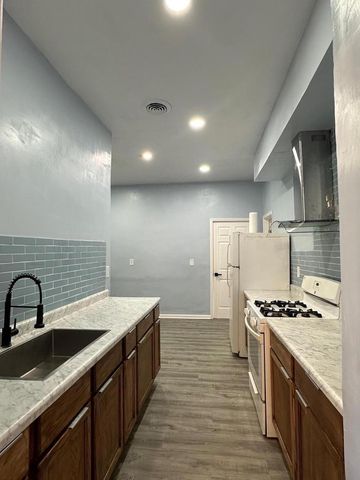 1505 S 8th STREET, Milwaukee, WI 53204