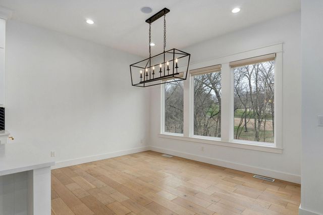 3806 E Cypress Point Street, Springfield, MO 65802