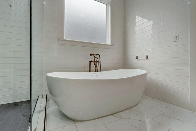 3806 E Cypress Point Street, Springfield, MO 65802