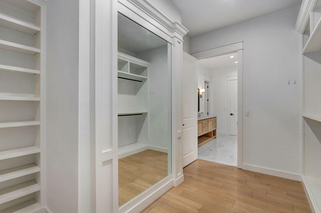 3806 E Cypress Point Street, Springfield, MO 65802