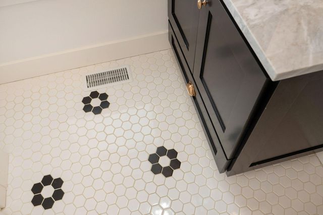 3806 E Cypress Point Street, Springfield, MO 65802