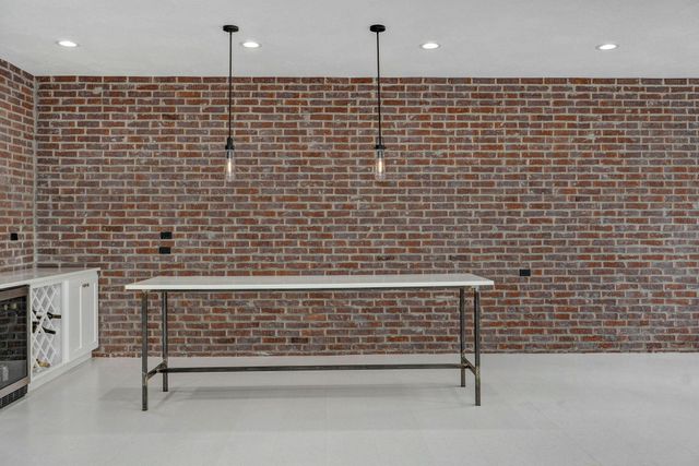 3806 E Cypress Point Street, Springfield, MO 65802