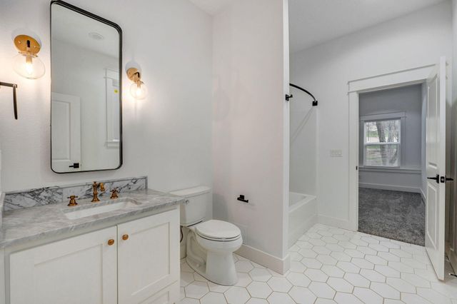 3806 E Cypress Point Street, Springfield, MO 65802