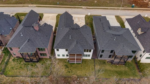 3806 E Cypress Point Street, Springfield, MO 65802