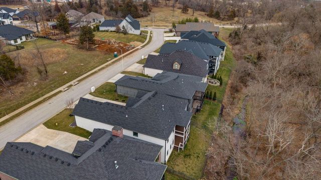 3806 E Cypress Point Street, Springfield, MO 65802